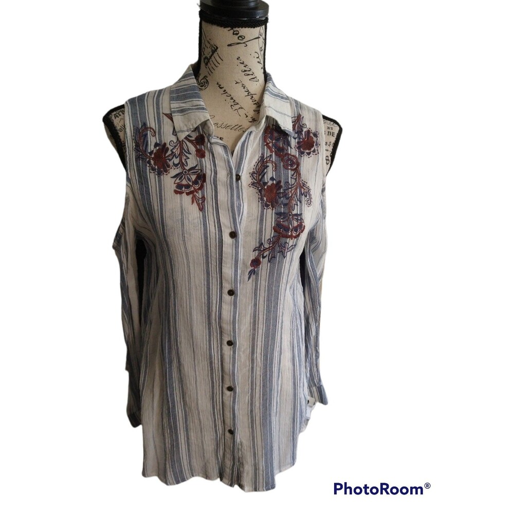 Knox Rose embroidered cold shoulder Top cottage core feminine  medium Boho